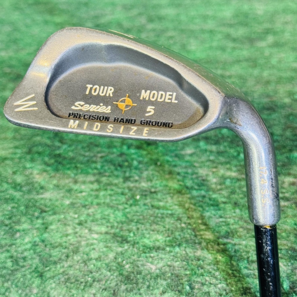 Tour Model Series 5 Midsize Wedge Mens RH 38 In Reg Graphite Silver Golf Club